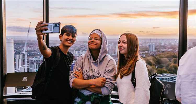 Lift 109 & Afternoon Tea at Royal Horseguards Hotel